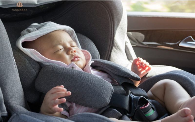 Lắp ghế ô tô an toàn cho bé