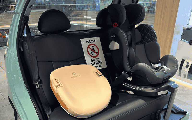 Dây đai không còn vừa vặn là dấu hiệu nên đổi ghế cho bé